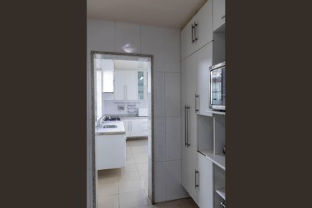 Casa à venda com 320m², 4 quartos e 3 vagasCozinha