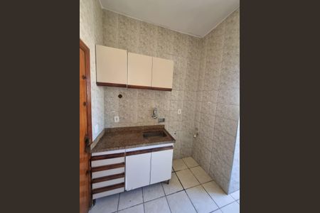 Apartamento à venda com 61m², 2 quartos e 2 vagas Apartamento à venda com 61m², 2 quartos e 2 vagasCozinha