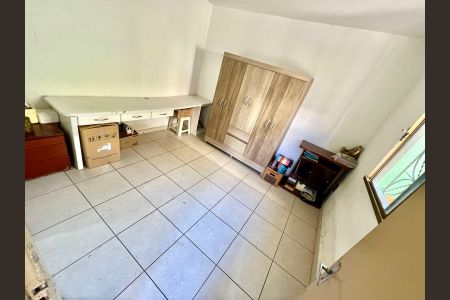 Casa à venda com 263m², 6 quartos e 3 vagasQuarto 6 - Suíte (piso inferior)