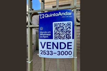 Casa à venda com 263m², 6 quartos e 3 vagasPlaca