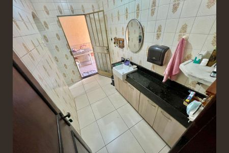 Casa à venda com 263m², 6 quartos e 3 vagasCozinha