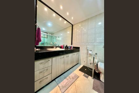 Casa à venda com 263m², 6 quartos e 3 vagasQuarto 1 - Suíte