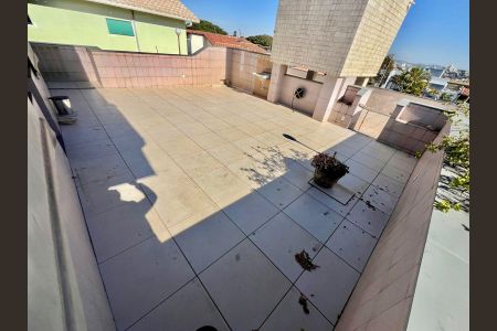 Casa à venda com 263m², 6 quartos e 3 vagasÁrea Externa