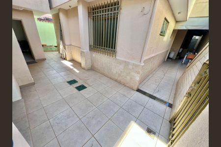 Casa à venda com 263m², 6 quartos e 3 vagasÁrea de Serviço