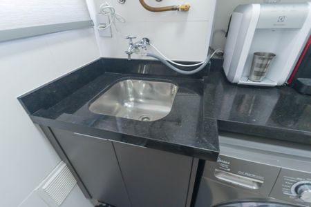 Apartamento à venda com 52m², 2 quartos e 1 vaga Apartamento à venda com 52m², 2 quartos e 1 vagaÁrea de Serviço