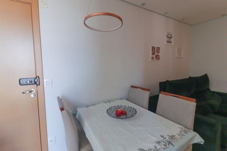 Apartamento à venda com 52m², 2 quartos e 1 vaga Apartamento à venda com 52m², 2 quartos e 1 vagaSala de Jantar