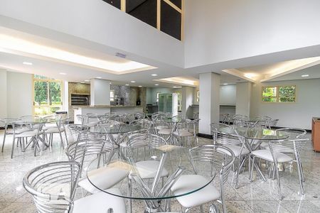 Apartamento à venda com 156m², 3 quartos e 3 vagasCondomínio - Salão de Festas