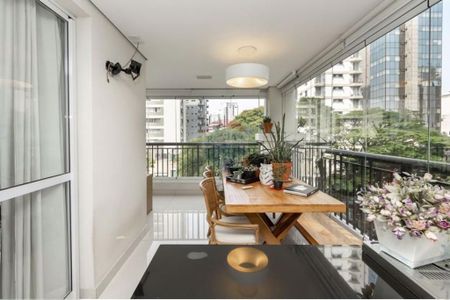 Apartamento à venda com 245m², 4 quartos e 4 vagas