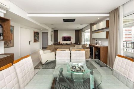 Apartamento à venda com 245m², 4 quartos e 4 vagas