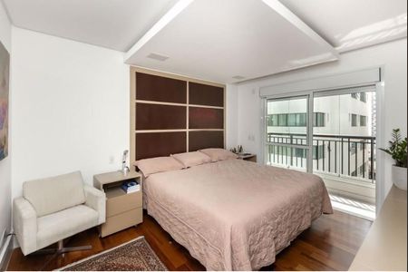 Apartamento à venda com 245m², 4 quartos e 4 vagas