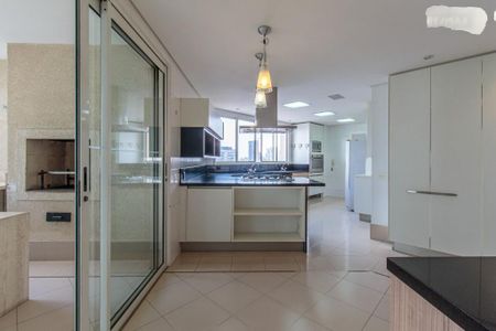 Apartamento à venda com 351m², 4 quartos e 4 vagas