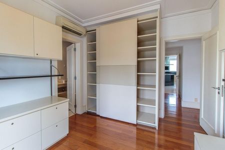 Apartamento à venda com 351m², 4 quartos e 4 vagas