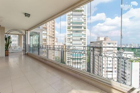 Apartamento à venda com 351m², 4 quartos e 4 vagas
