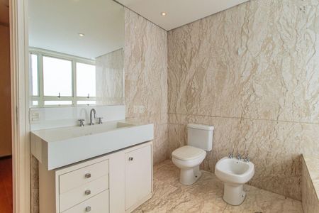 Apartamento à venda com 351m², 4 quartos e 4 vagas