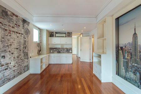 Apartamento à venda com 351m², 4 quartos e 4 vagas