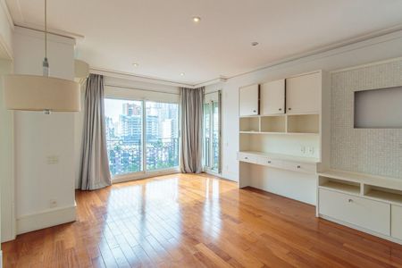 Apartamento à venda com 351m², 4 quartos e 4 vagas