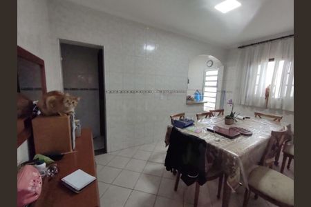 Casa à venda com 100m², 3 quartos e 4 vagas