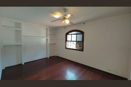 Casa à venda com 290m², 3 quartos e 2 vagas