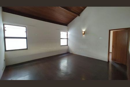 Casa à venda com 290m², 3 quartos e 2 vagas