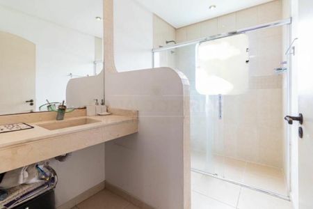 Casa à venda com 300m², 4 quartos e 4 vagas