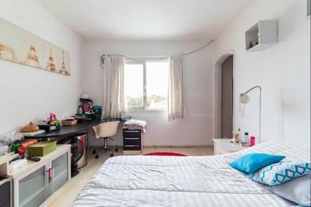 Casa à venda com 300m², 4 quartos e 4 vagas