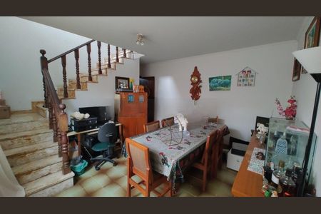 Casa à venda com 144m², 3 quartos e sem vaga