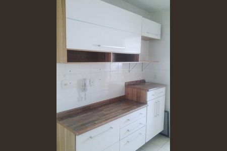 Apartamento à venda com 64m², 2 quartos e 1 vaga