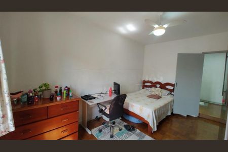 Casa à venda com 160m², 3 quartos e 2 vagas