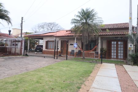 Casa à venda com 200m², 3 quartos e 3 vagasFachada