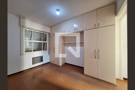 Apartamento à venda com 120m², 4 quartos e sem vaga
