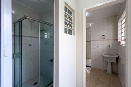 Casa à venda com 260m², 4 quartos e 4 vagas Casa à venda com 260m², 4 quartos e 4 vagasBanheiro de Serviço