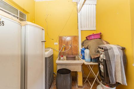 Casa à venda com 87m², 2 quartos e 1 vagaÁrea de Serviço