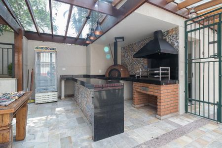 Apartamento à venda com 128m², 3 quartos e 2 vagas Apartamento à venda com 128m², 3 quartos e 2 vagasChurrasqueira