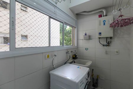 Apartamento à venda com 128m², 3 quartos e 2 vagas Apartamento à venda com 128m², 3 quartos e 2 vagasÁrea de Serviço