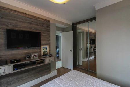 Apartamento à venda com 128m², 3 quartos e 2 vagas Apartamento à venda com 128m², 3 quartos e 2 vagasSuite