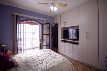 Casa à venda com 375m², 5 quartos e 3 vagas Casa à venda com 375m², 5 quartos e 3 vagasQuarto 3 - Suite