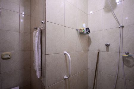 Casa à venda com 375m², 5 quartos e 3 vagas Casa à venda com 375m², 5 quartos e 3 vagasBanheiro Social