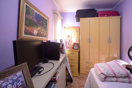 Casa à venda com 375m², 5 quartos e 3 vagas Casa à venda com 375m², 5 quartos e 3 vagasQuarto 2