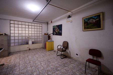 Casa à venda com 375m², 5 quartos e 3 vagas Casa à venda com 375m², 5 quartos e 3 vagasGaragem