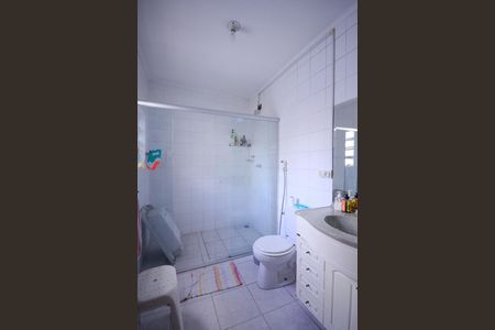 Casa à venda com 375m², 5 quartos e 3 vagas Casa à venda com 375m², 5 quartos e 3 vagasBanheiro do quarto 3