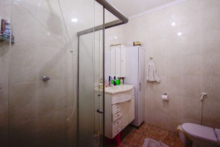 Casa à venda com 375m², 5 quartos e 3 vagas Casa à venda com 375m², 5 quartos e 3 vagasBanheiro do quarto 1