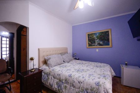 Casa à venda com 375m², 5 quartos e 3 vagas Casa à venda com 375m², 5 quartos e 3 vagasQuarto 1 - Suite