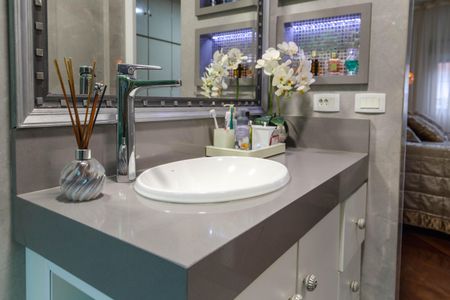 Casa à venda com 225m², 5 quartos e 4 vagas Casa à venda com 225m², 5 quartos e 4 vagasBanheiro da Suíte  1
