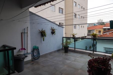 Casa à venda com 225m², 5 quartos e 4 vagas Casa à venda com 225m², 5 quartos e 4 vagasÁrea Exetrna