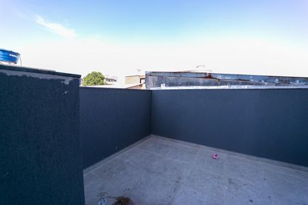 Apartamento para alugar com 42m², 2 quartos e sem vaga Apartamento para alugar com 42m², 2 quartos e sem vagaVaranda da Sala/Cozinha