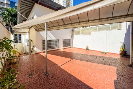 Casa à venda com 227m², 3 quartos e 3 vagas Casa à venda com 227m², 3 quartos e 3 vagasÁrea Externa
