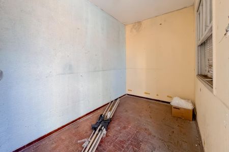 Casa à venda com 227m², 3 quartos e 3 vagas Casa à venda com 227m², 3 quartos e 3 vagasQuarto de Serviço
