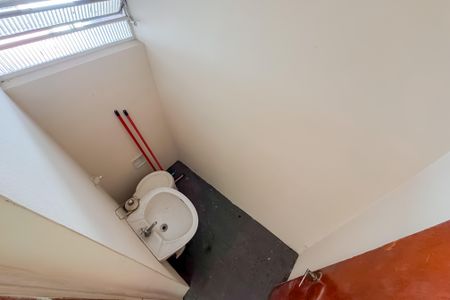 Casa à venda com 227m², 3 quartos e 3 vagas Casa à venda com 227m², 3 quartos e 3 vagasBanheiro da Edícula