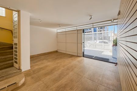 Casa à venda com 227m², 3 quartos e 3 vagas Casa à venda com 227m², 3 quartos e 3 vagasGaragem