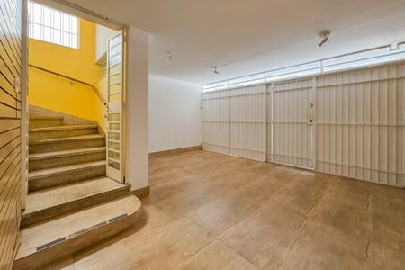 Casa à venda com 227m², 3 quartos e 3 vagas Casa à venda com 227m², 3 quartos e 3 vagasGaragem